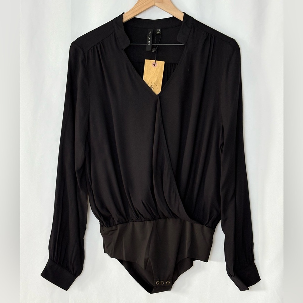 Knot Sisters Long Sleeve Bodysuit